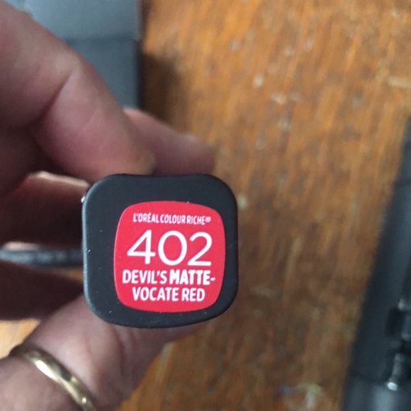 NWT BUNDLE OF MAKE-UP L’Oréal, e.l.f., SWEET & SHIMMER - Picture 4 of 5